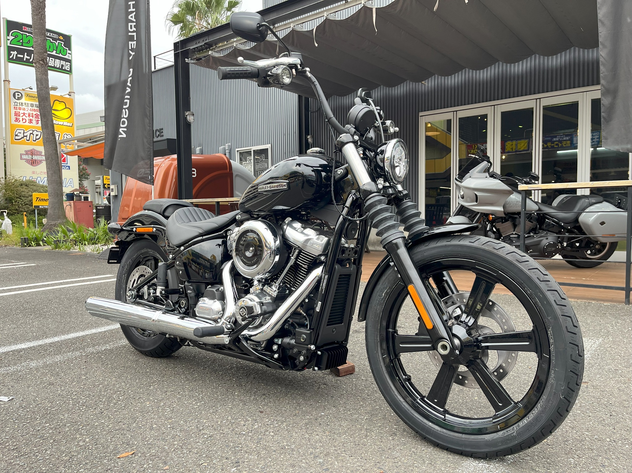 HD横浜】2025年FXBB ストリートボブ – HARLEY-ZONE